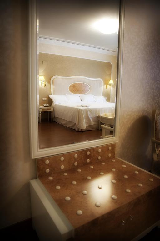 Hotel Santa Isabel アルバセテ エクステリア 写真